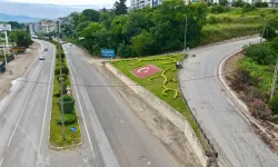 Cumhuriyet Bulvarı ferforje çalışmaları sürüyor